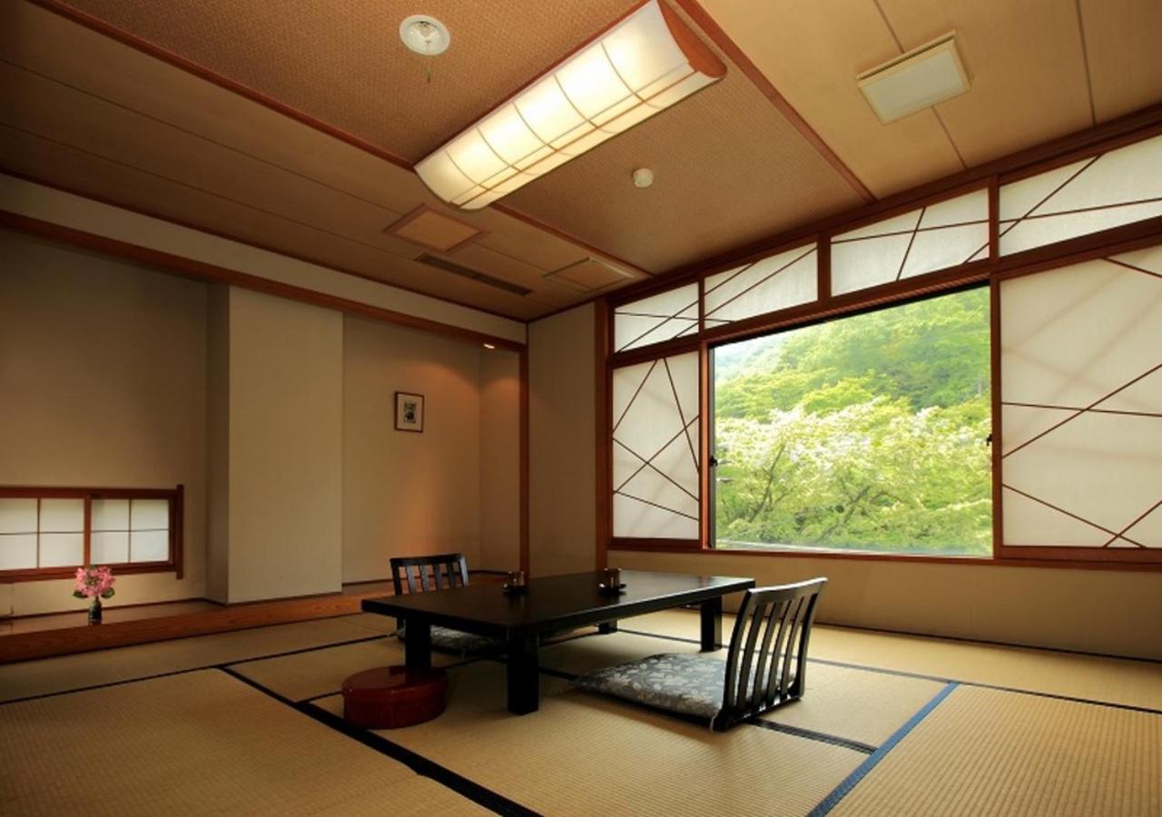 Hotel Ikaho Syusuien Shibukawa Exterior foto